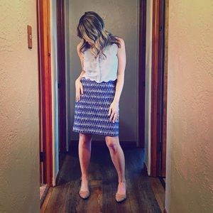 3/$20💖Ann Taylor mini pencil skirt
